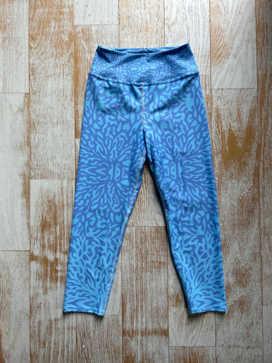 Perriwinkle Coral Capris