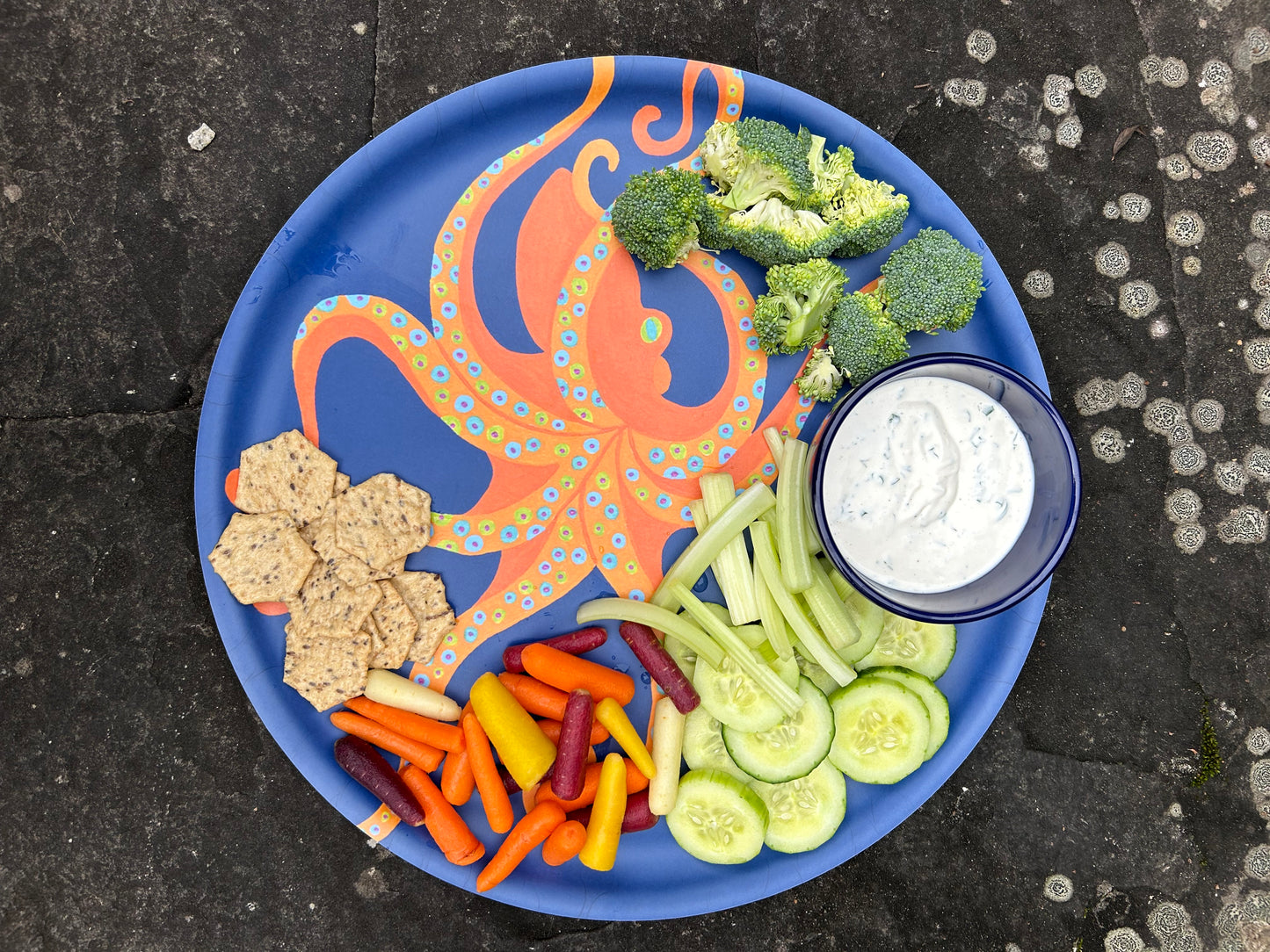 Round Tray: Dancing Octopus
