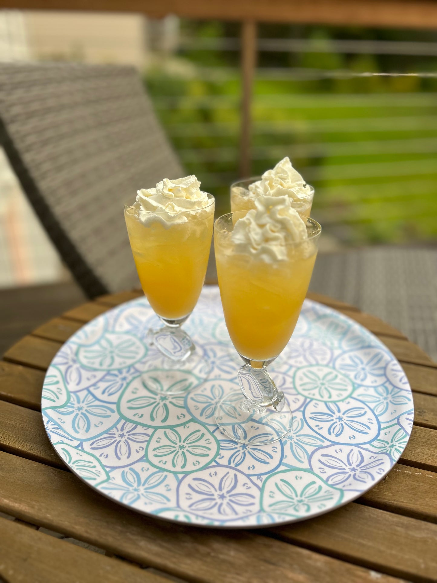 Large Round Tray: Sand Dollars