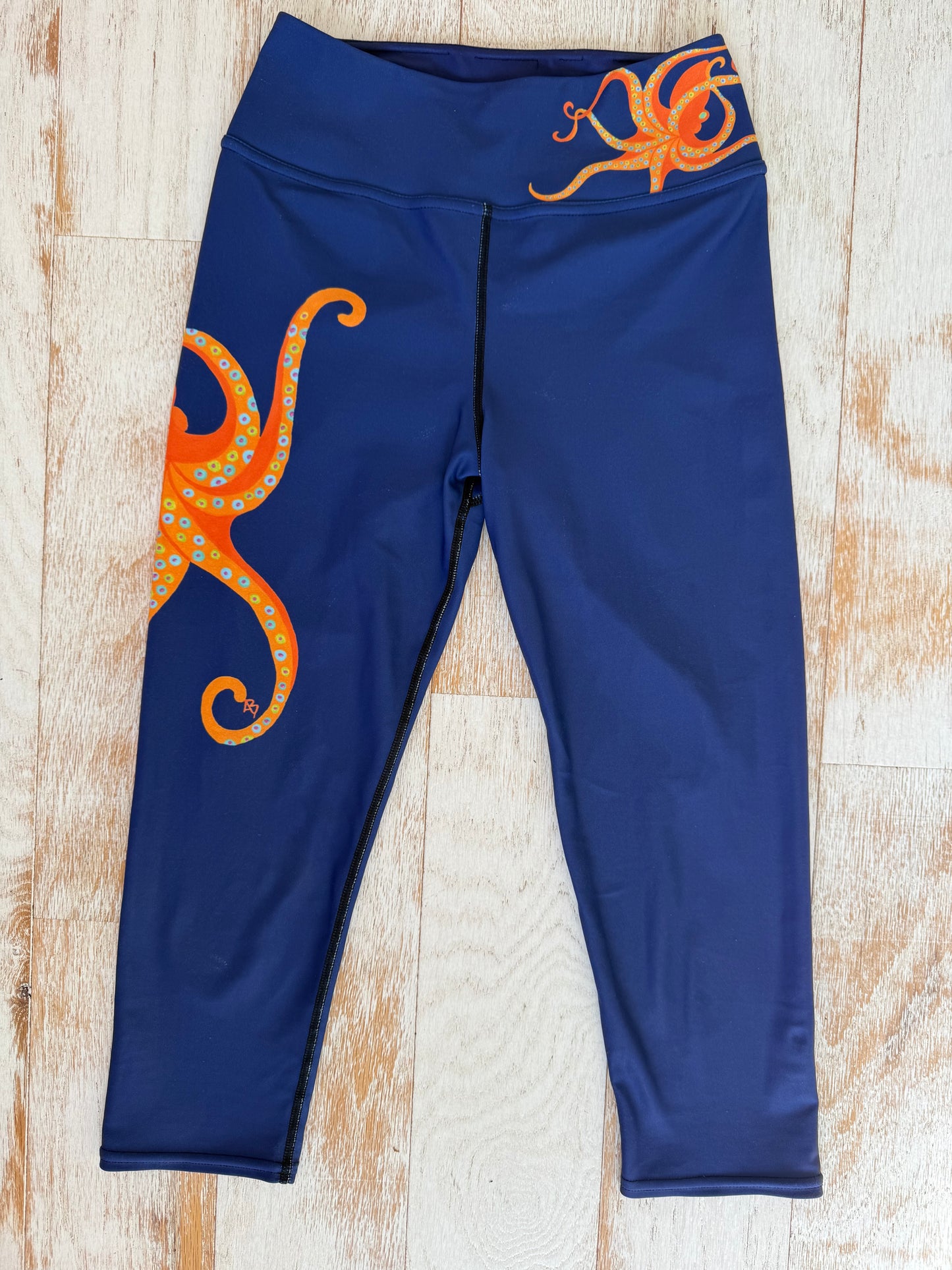 Dancing Octopus Midnight Capris