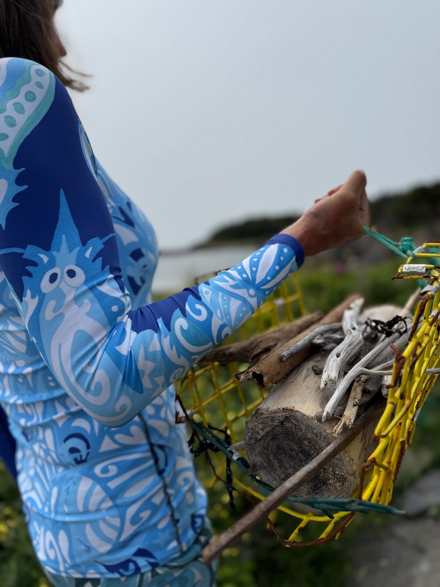 NEW! Maori Lobster & Rays Rash Guard Top