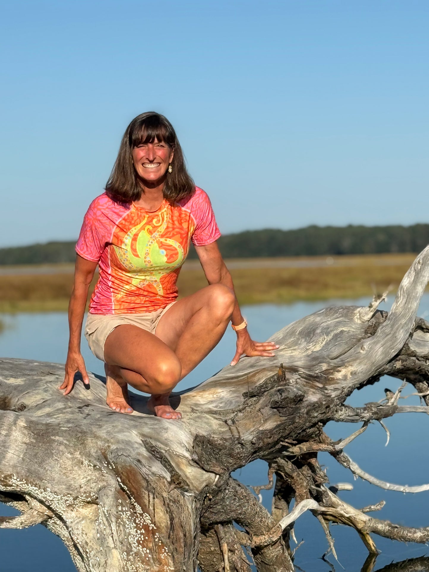 NEW! Short Sleeve Pink-Orange Coral Octopus Rash Guard Top