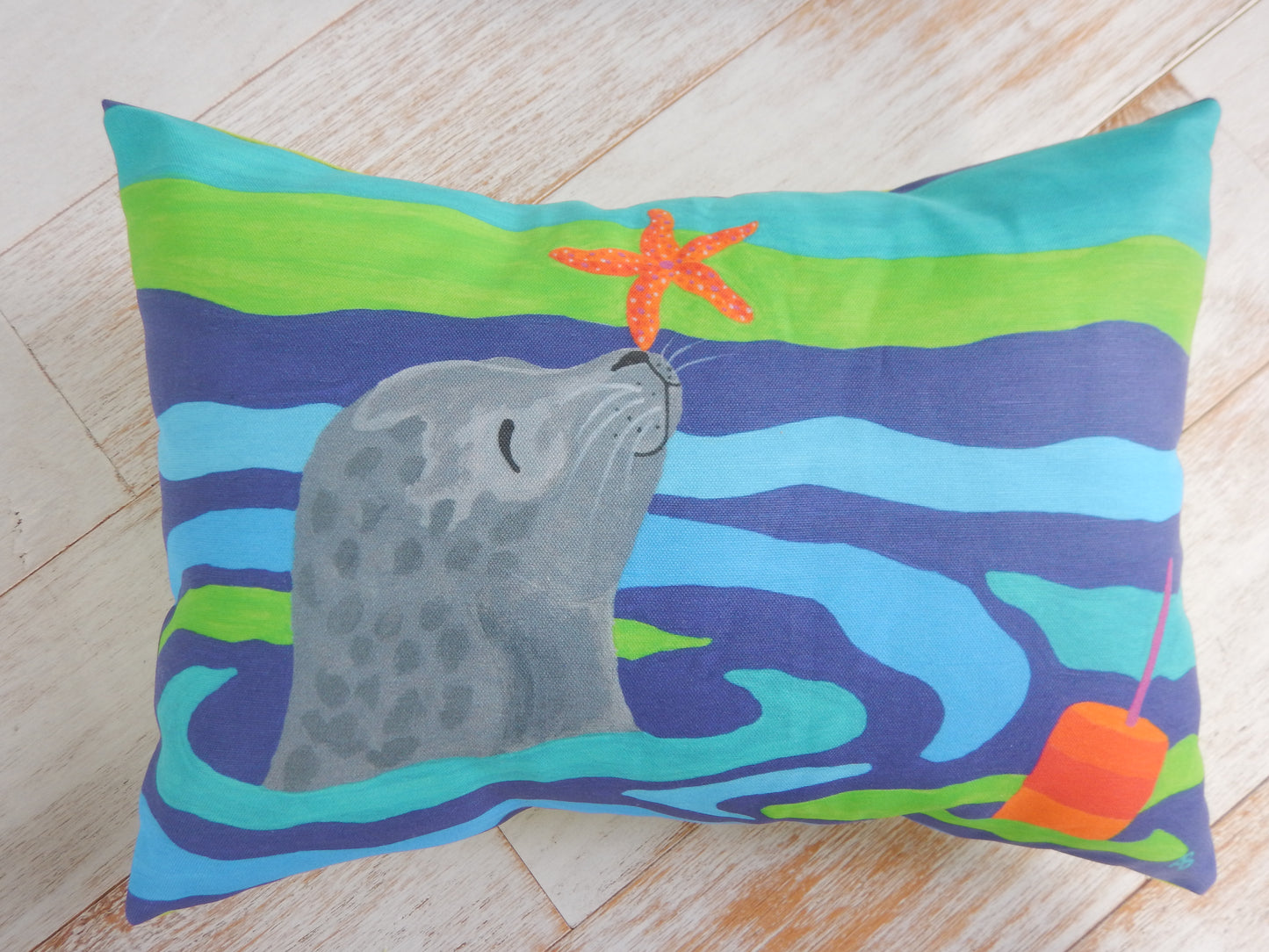 Seal with Starfish Pillow